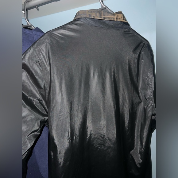 Reversible jacket - Picture 4 of 6